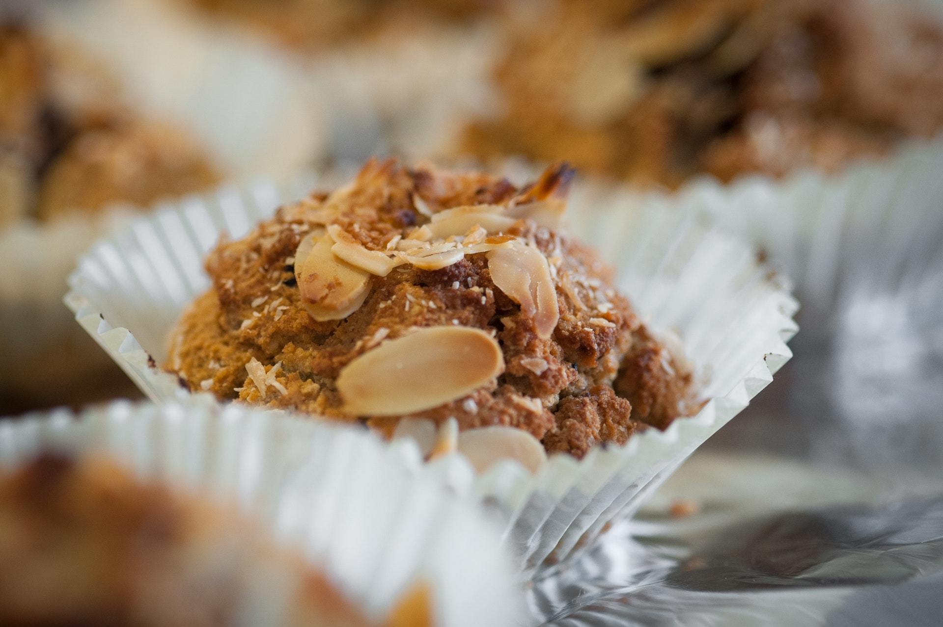 NUT BUTTER PROTEIN MUFFINS