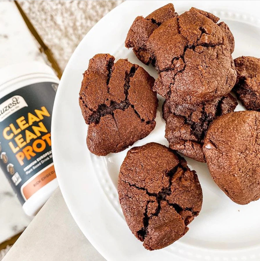 CHOCOLATE KETO PROTEIN COOKIES